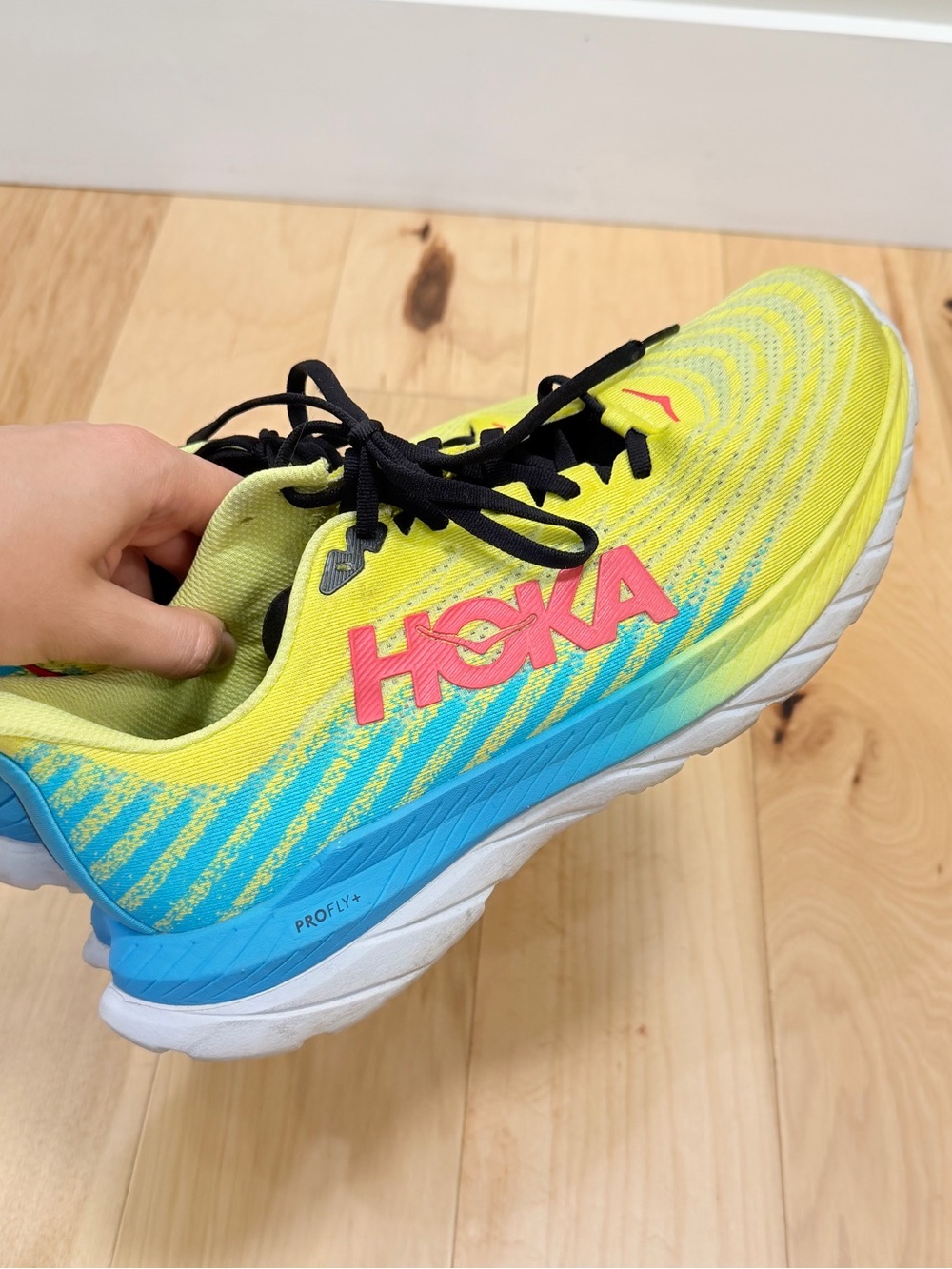 Hoka Women’s Mach 5 Running Athletic Sneakers - Picture 4 of 11